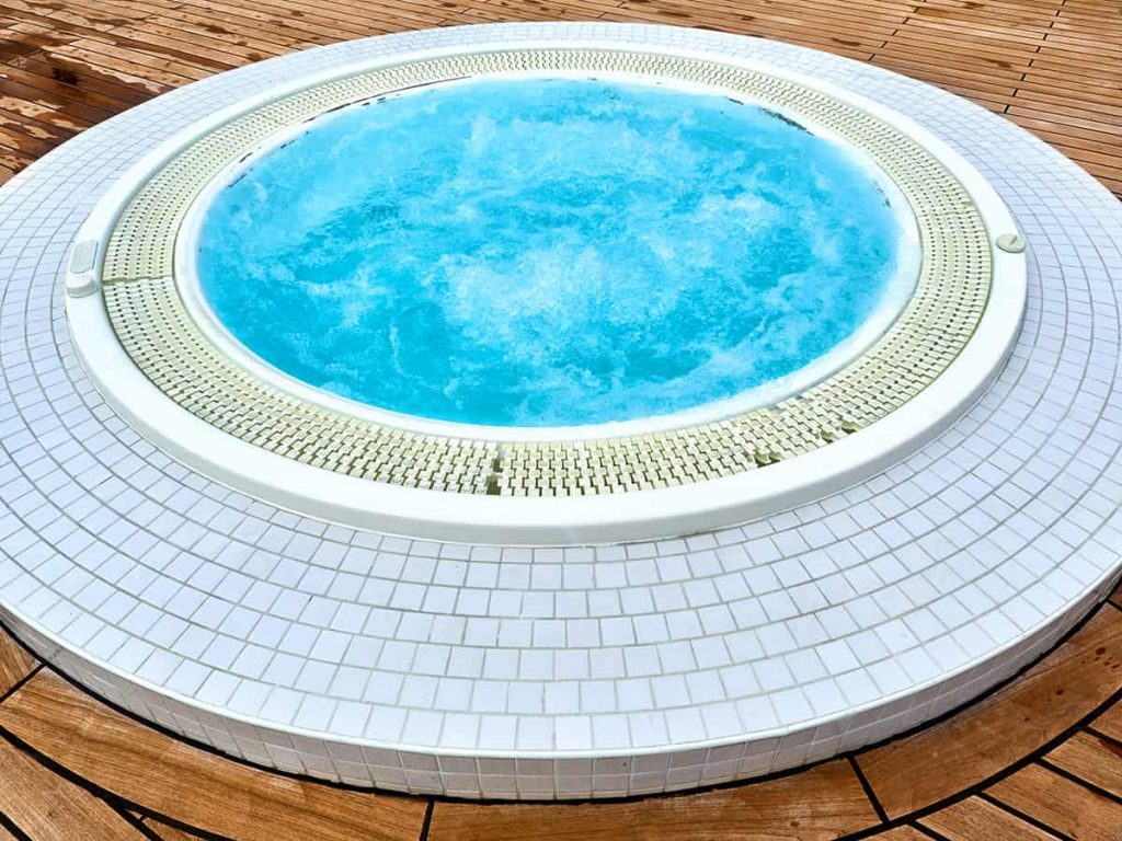 Jacuzzi Sizes - Sizes of Objects and Stuff