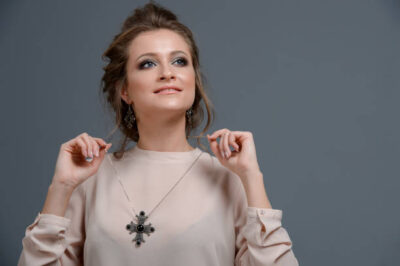 Timeless Symbol in Modern Jewelry Trends