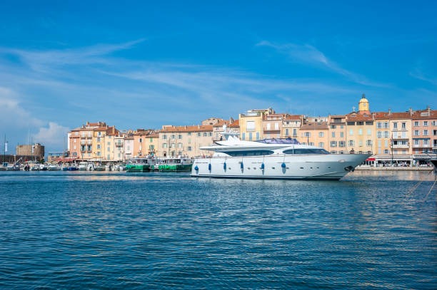 Discover the Magic of a Yacht Charter in Saint-Tropez