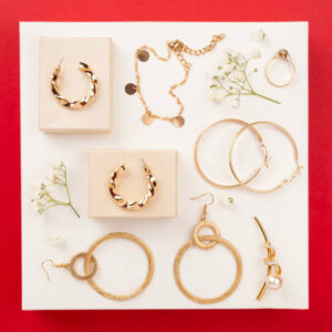 Select and Style Gold Hoops That Complement Any Look