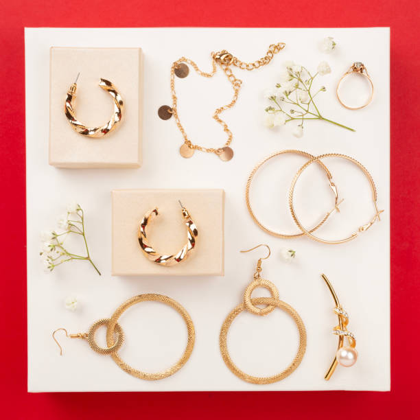 Select and Style Gold Hoops That Complement Any Look